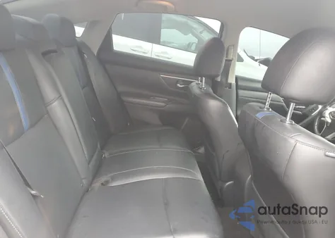 2018 Nissan Altima 2.5 z USA, uszkodzony, nr VIN 1N4AL3AP1JC230337